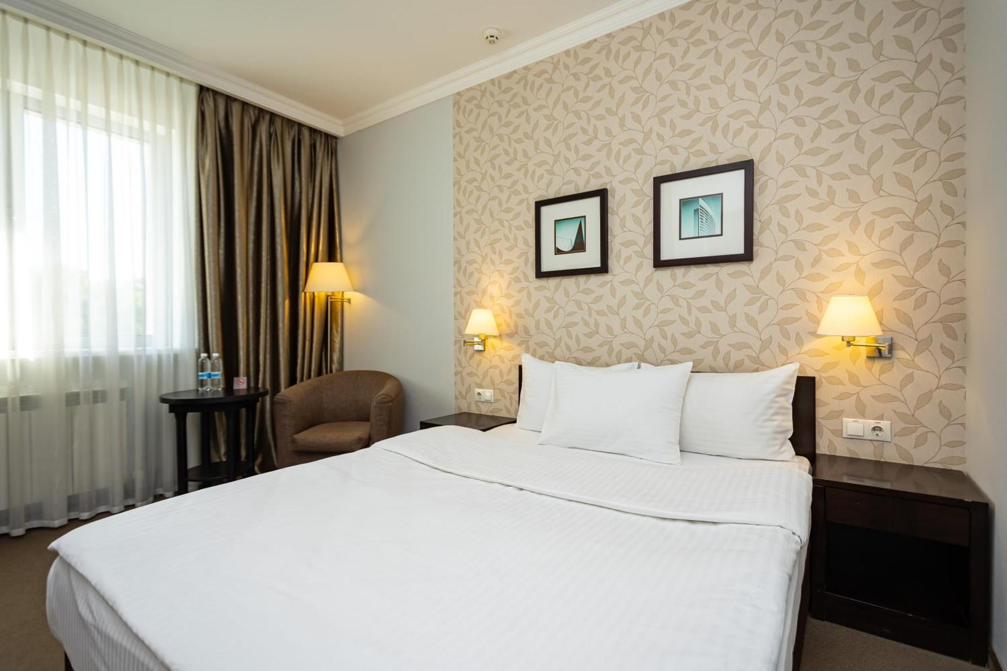 Riverside- Hotel And Mice Chernihiv Luaran gambar